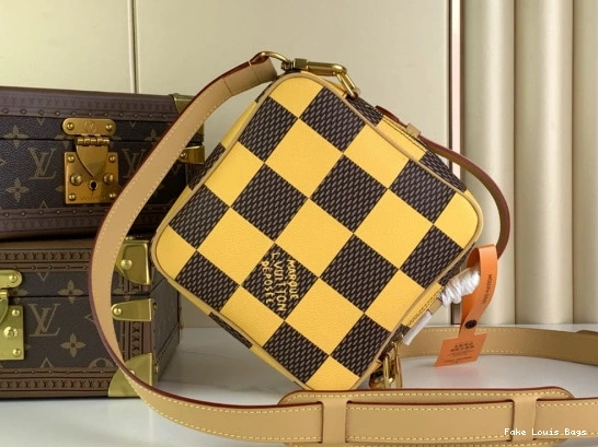 Repladies Chess Messenger-24*24*8CM LOUIS VUITTON 0708
